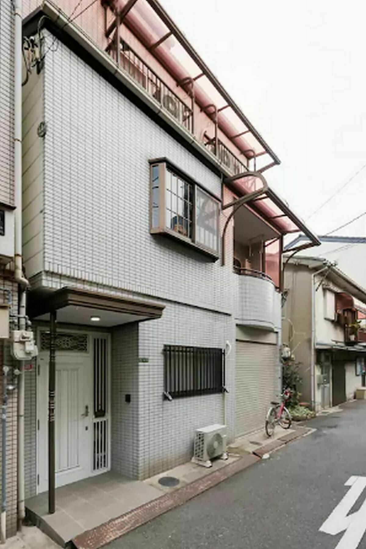 Shirakabanoyado-Taisho Villa Osaka Bagian luar foto